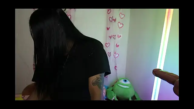 Karla Stein2025 online show from October 17, 12:52 pm