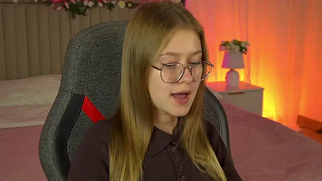 EveMundie online show from September 24, 12:26 pm