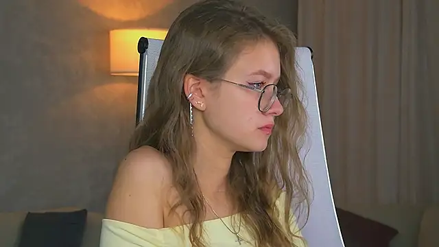 EveMundie online show from September 12, 10:56 am