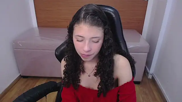 danatella a online show from September 20, 1:42 pm