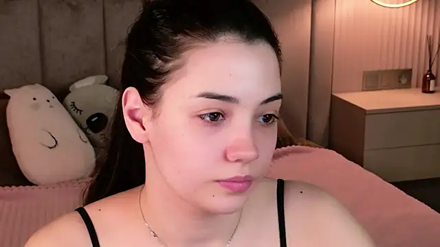 Alice Deleon online show from February 19, 10:48 am