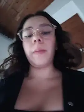 EmmaSulivan online show from March 7, 11:39 am