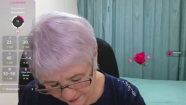 Sandra Snowflake online show from November 28, 12:30 pm