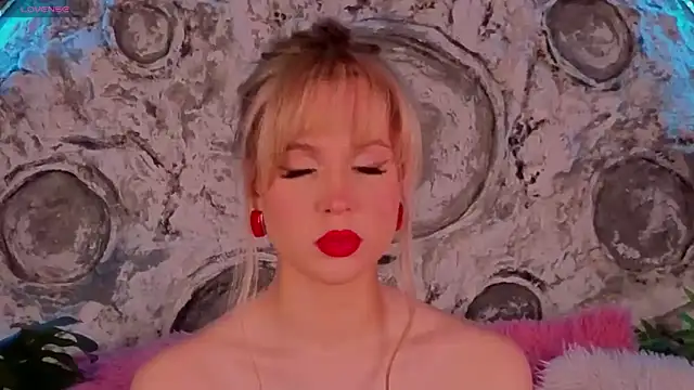 BECKI VRES online show from December 13, 9:10 pm