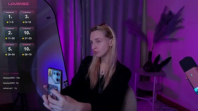 aishiro online show from September 16, 1:30 pm