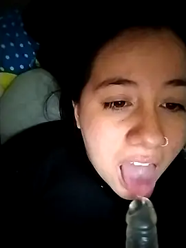 sweetie  annieee online show from October 8, 6:29 am