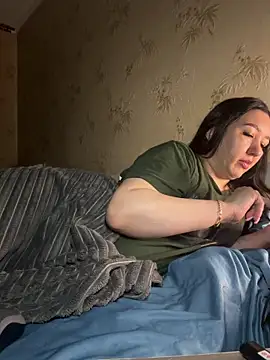 Naughtbaby 2025 online show from May 21, 1:58 am