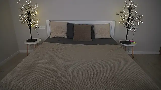 PaigePrado online show from October 4, 12:55 pm