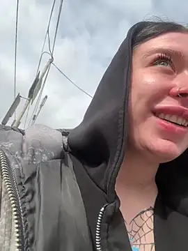 AlishaOfThorns online show from March 24, 6:19 am