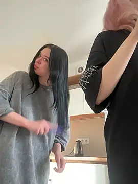 AlishaOfThorns online show from March 19, 10:08 am