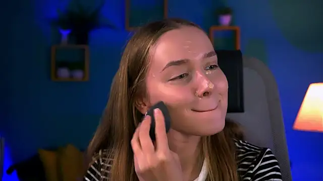 JenniferGraces online show from September 8, 9:03 pm