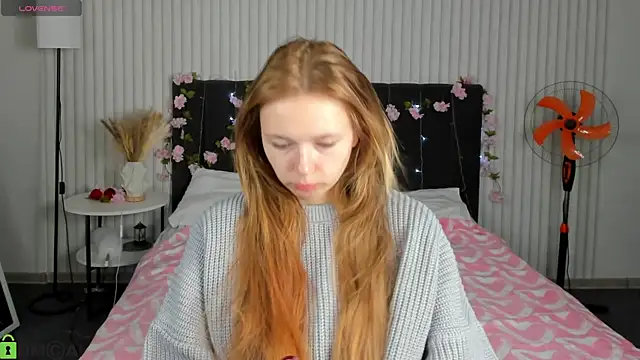 boozekirs  online show from October 6, 3:23 am