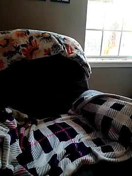 HTXBELLE online show from October 1, 4:56 pm