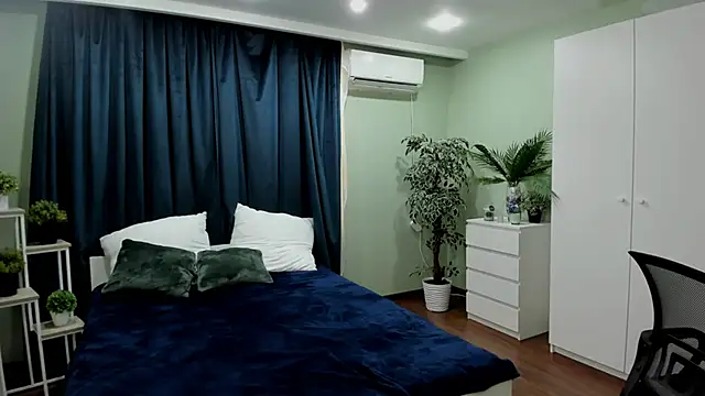 AmandaGracy 1 online show from September 16, 3:25 am