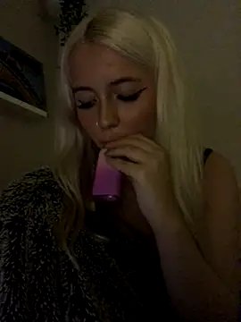 Blondie Sofia Essexbabe online show from September 17, 11:03 pm