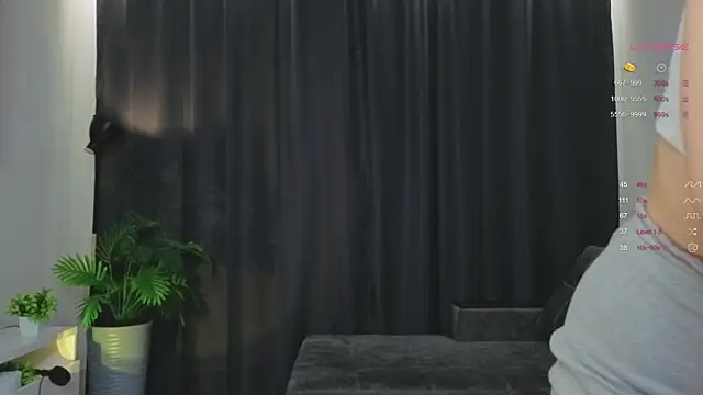 Nerdy Amy online show from October 29, 4:20 pm