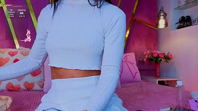 EmmyCortez online show from February 7, 12:09 pm