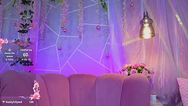 EmmyCortez online show from April 2, 1:41 pm