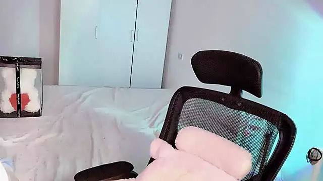 Annnnqi-77 online show from September 23, 6:33 am