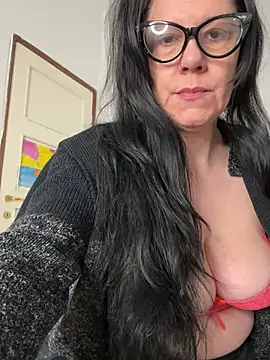 LadydeSade online show from January 17, 8:22 am