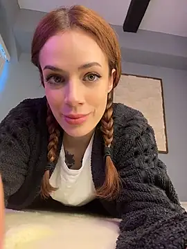 FrancescaFerra online show from April 30, 7:08 pm