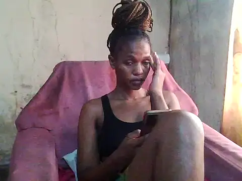 sexybigass31 online show from March 21, 7:35 am