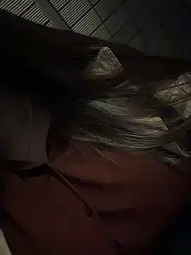 mai honey online show from November 9, 9:05 am