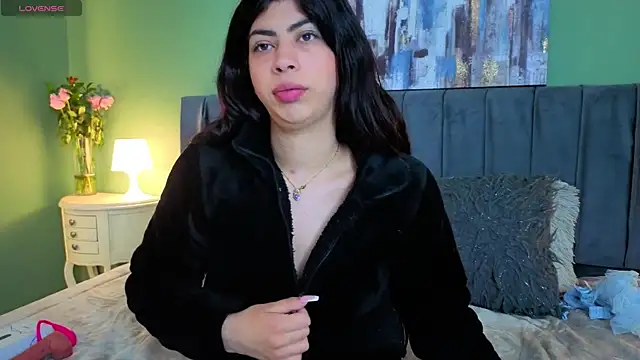 Cassie bloom online show from April 12, 7:55 am