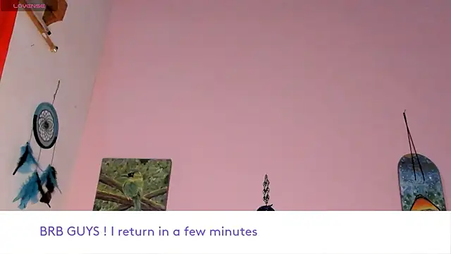 Maddy Jhonsson online show from February 3, 6:40 am