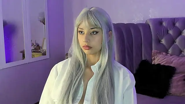 Seren Bleck online show from September 17, 3:15 am