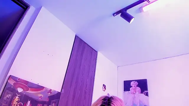 ScarletThompsonx online show from September 21, 10:52 pm