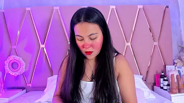 Emily Black1 online show from January 10, 11:20 pm