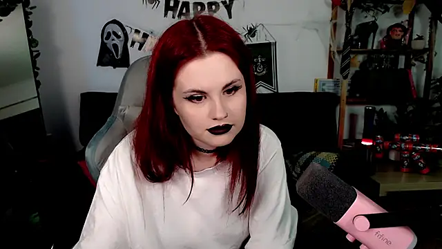 Della Ideal online show from November 1, 3:05 pm