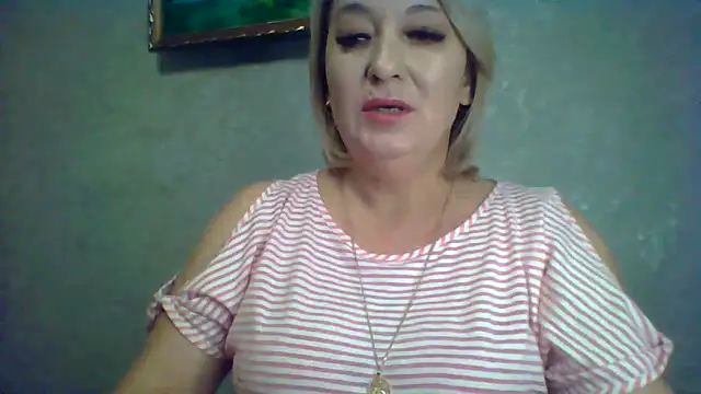 ArielXLoveresss online show from November 13, 8:52 pm