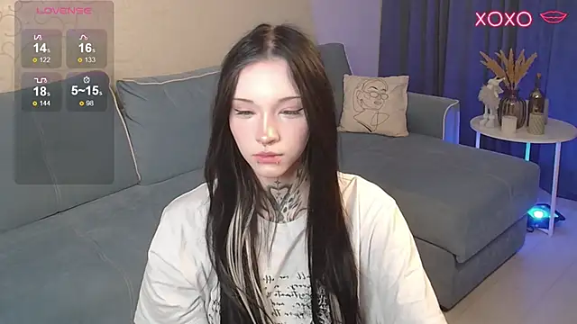 mefwhore online show from January 18, 5:09 pm