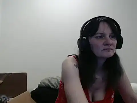 Hotmodel1984 online show from February 9, 6:32 pm