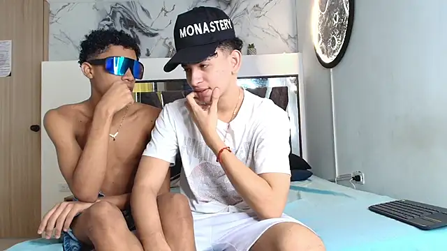 KING OFF BOYS online show from October 1, 1:38 pm