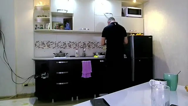  KissMyAss  online show from January 15, 11:33 pm