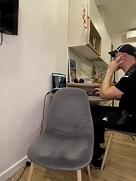  KissMyAss  online show from March 24, 7:41 pm