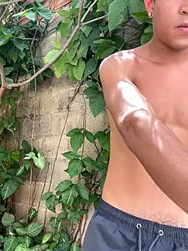 twinks 28 online show from October 19, 4:53 pm