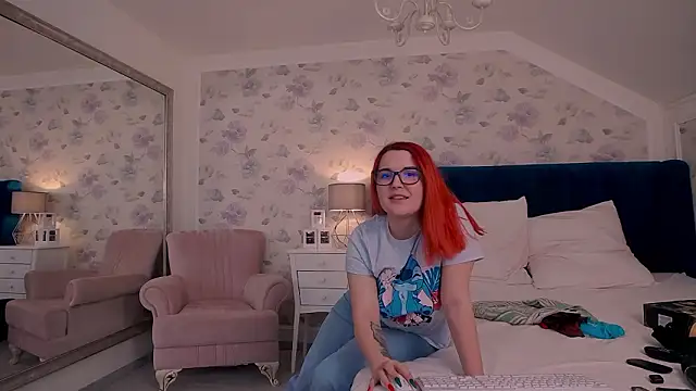 KailyKay online show from March 9, 2:15 am