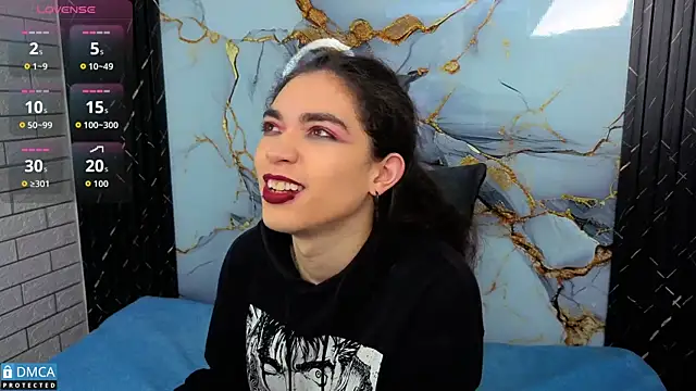 MaeveKuro online show from December 23, 3:21 am