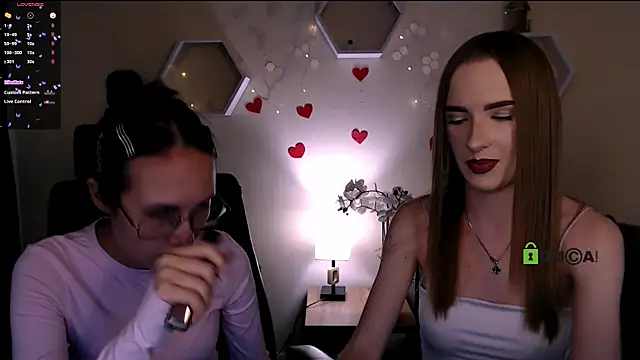 doll vey online show from October 4, 10:47 pm