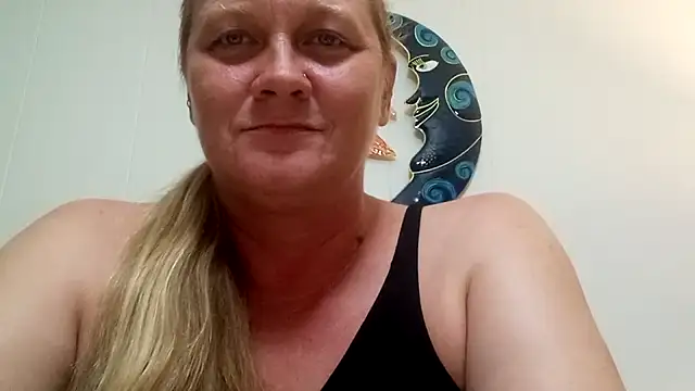 wetnwildforyou online show from October 7, 12:59 am