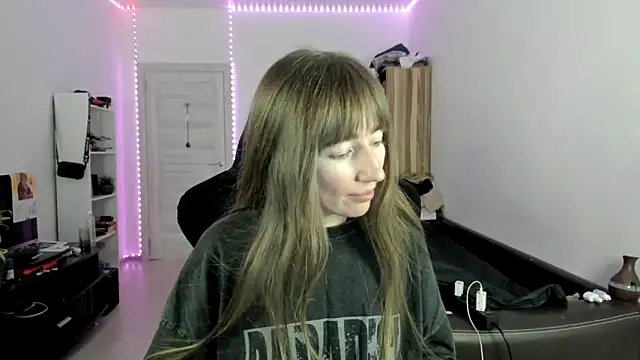 bekkawell online show from November 16, 4:18 pm