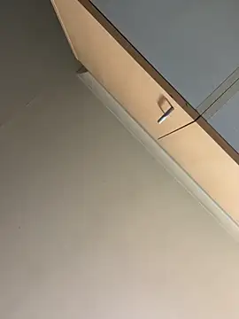 1Zoey101 online show from March 5, 10:22 am