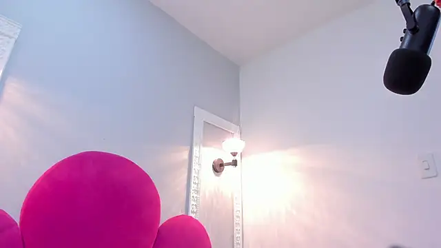 Bonniie 22 online show from October 17, 5:16 pm