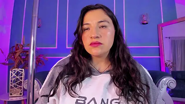 TaraTaylorr online show from September 18, 2:10 am