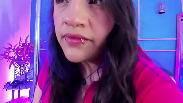 TaraTaylorr online show from February 26, 3:05 am