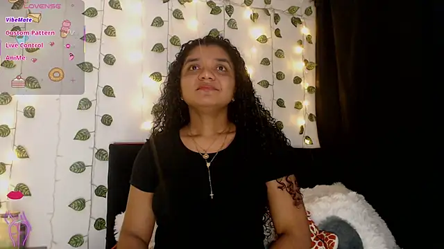 victtoria cane63 online show from April 13, 10:43 pm